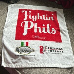 2008 season Phillies rally towel